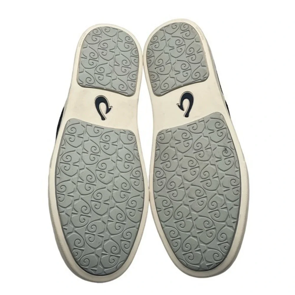 OluKai Black &‎ Kapa Zigzag Pehuea Pa'i Slip-On Sneaker - Women
